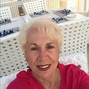 Meet your Posher, Regilda